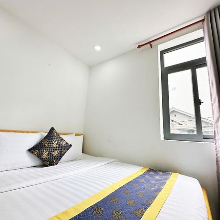 K&T Hotel - San Bay Tan Son Nhat مدينة هوشي منه المظهر الخارجي الصورة