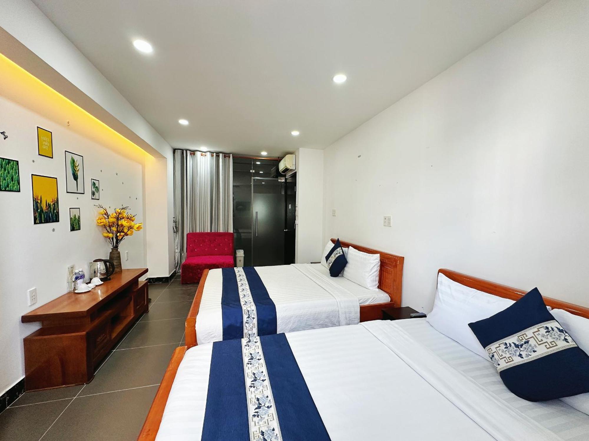 K&T Hotel - San Bay Tan Son Nhat مدينة هوشي منه المظهر الخارجي الصورة