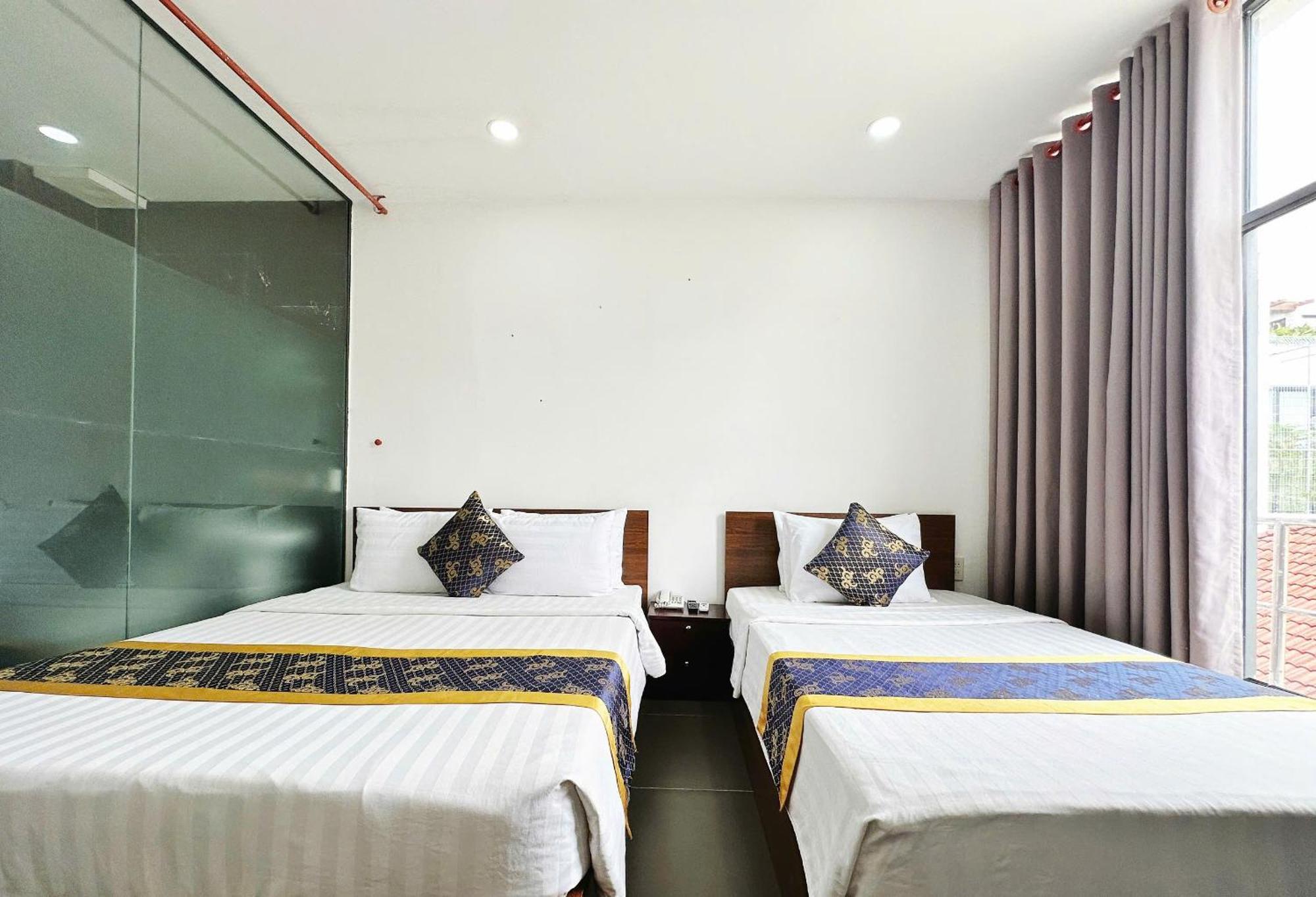 K&T Hotel - San Bay Tan Son Nhat مدينة هوشي منه المظهر الخارجي الصورة