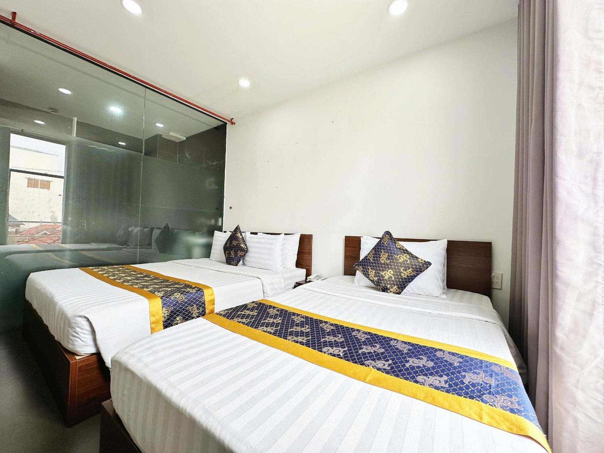K&T Hotel - San Bay Tan Son Nhat مدينة هوشي منه المظهر الخارجي الصورة