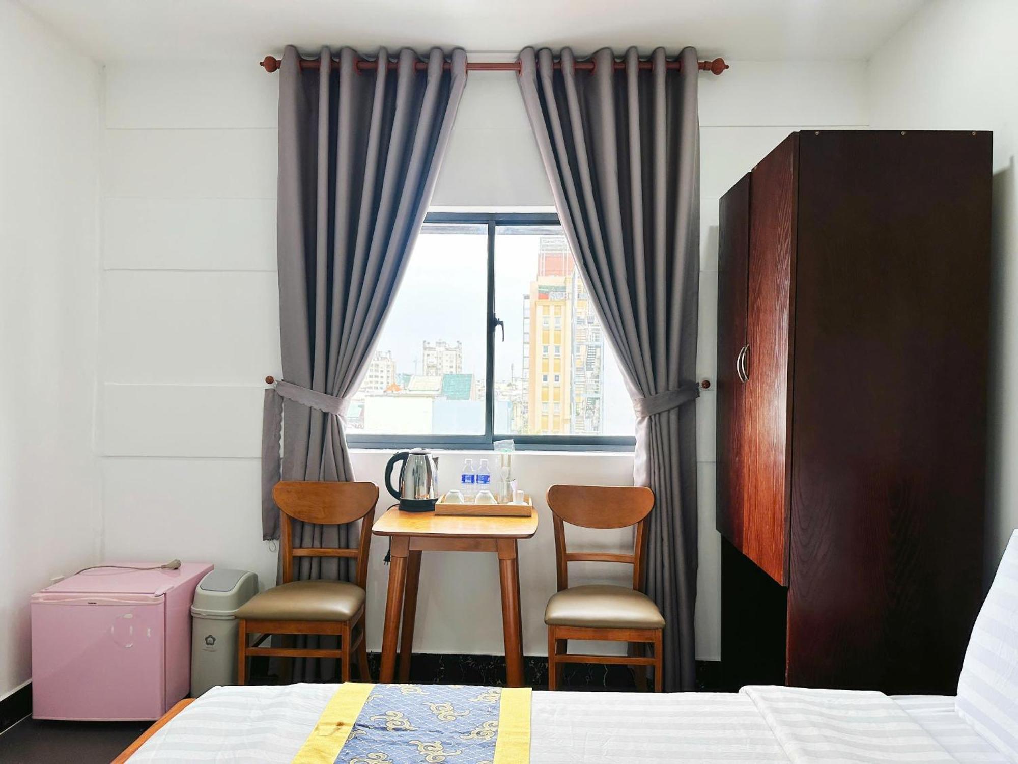 K&T Hotel - San Bay Tan Son Nhat مدينة هوشي منه المظهر الخارجي الصورة