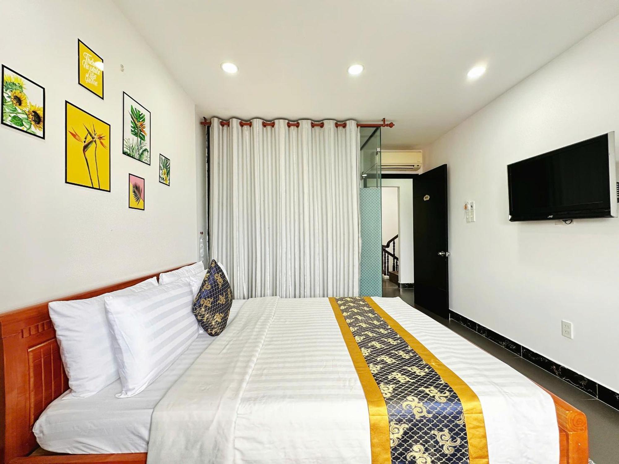 K&T Hotel - San Bay Tan Son Nhat مدينة هوشي منه المظهر الخارجي الصورة