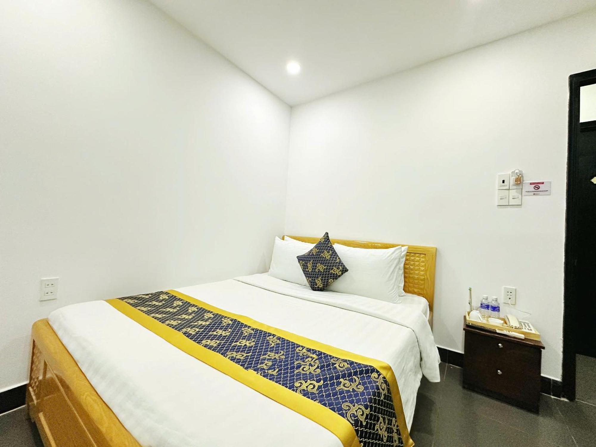K&T Hotel - San Bay Tan Son Nhat مدينة هوشي منه المظهر الخارجي الصورة