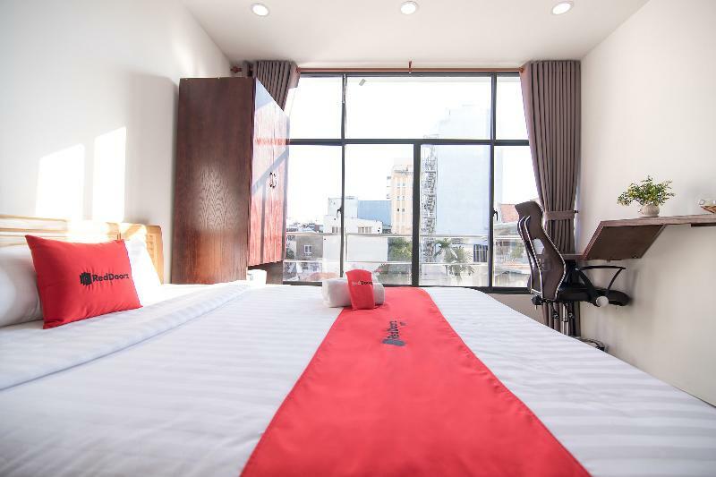 K&T Hotel - San Bay Tan Son Nhat مدينة هوشي منه المظهر الخارجي الصورة